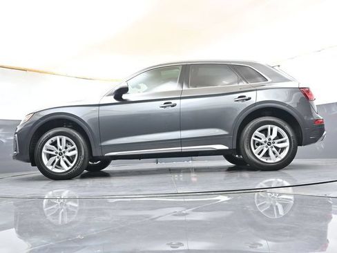 Used 2024 Audi Q5 2.0T Premium w/ Convenience Package AWD/4WD image 32