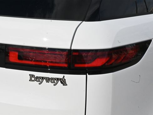 Used 2024 Land Rover Range Rover Sport Dynamic SE image 22