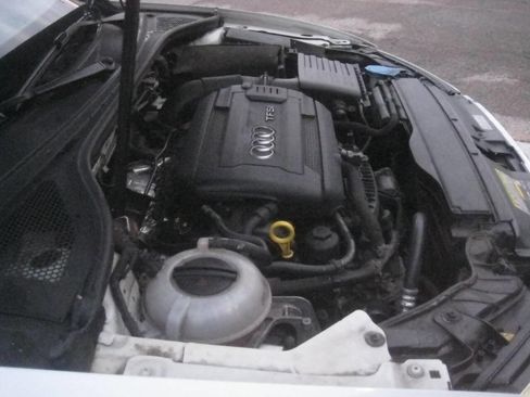 Used 2016 Audi A3 2.0T Premium image 38