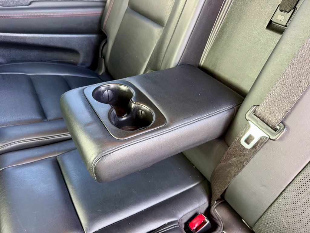 Used 2014 Dodge Durango R/T w/ Technology Group AWD/4WD image 37