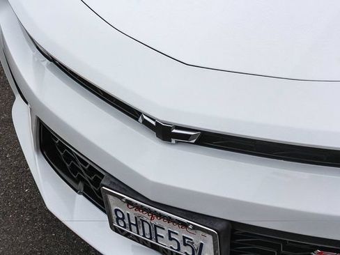Used 2018 Chevrolet Camaro SS RWD image 14