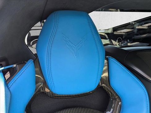 Used 2021 Chevrolet Corvette Stingray Premium Cpe w/ Z51 Performance Package image 16