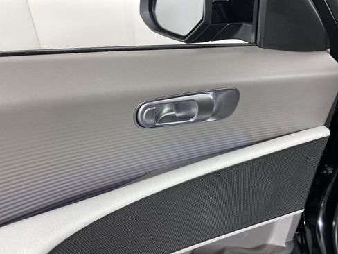 Used 2024 Hyundai Ioniq 6 SEL image 16