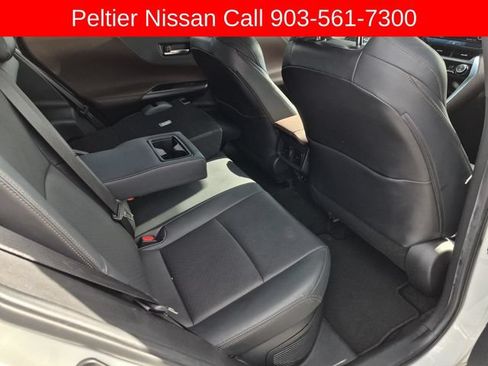 Used 2021 Toyota Venza XLE w/ Softex Package AWD/4WD image 17
