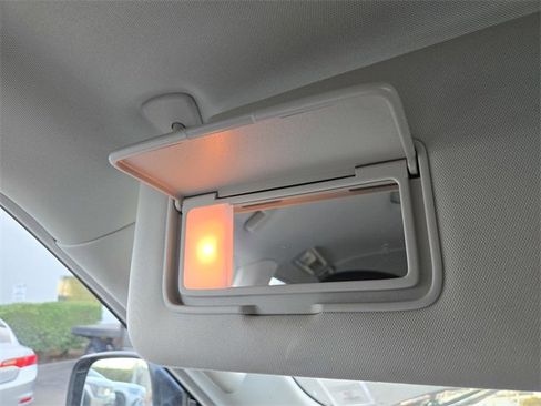 Used 2023 Nissan Armada SL image 20