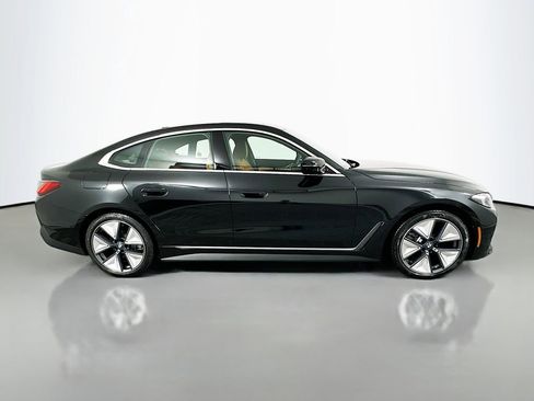New 2026 BMW i4 xDrive40 RWD image 4