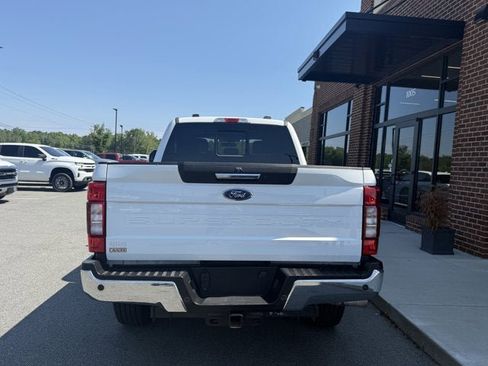 Used 2022 Ford F250 Lariat w/ FX4 Off-Road Package AWD/4WD image 5