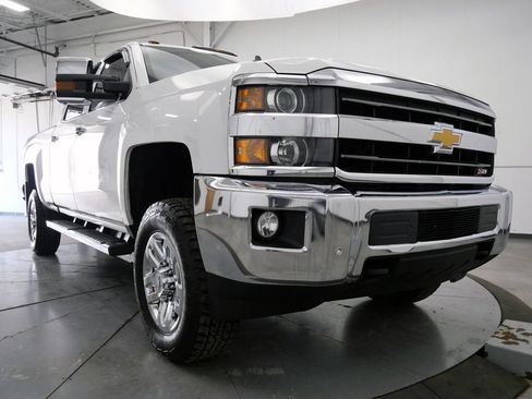 Used 2019 Chevrolet Silverado 3500 LTZ w/ Duramax Plus Package AWD/4WD image 40