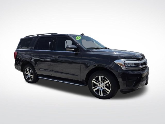 Used 2022 Ford Expedition XLT RWD image 3