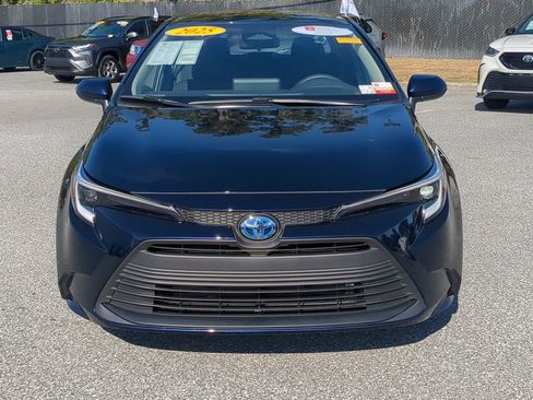 Used 2025 Toyota Corolla LE image 17