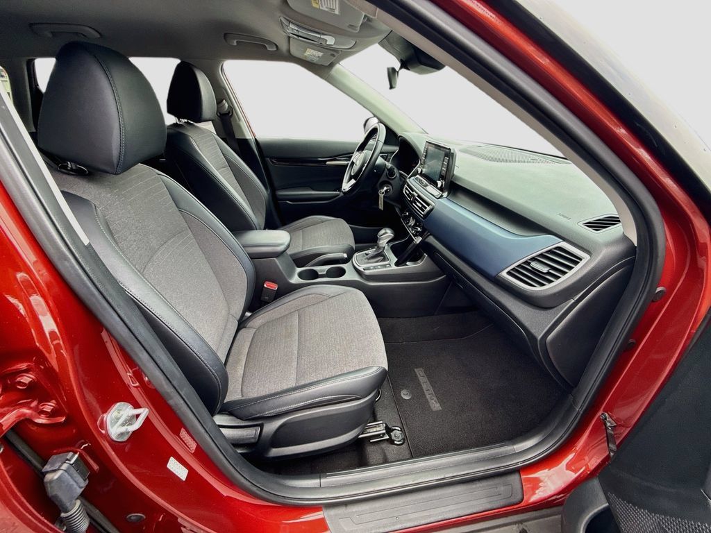 Used 2021 Kia Seltos S AWD/4WD image 33