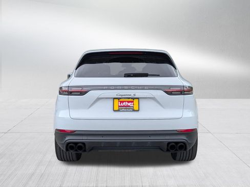 Used 2023 Porsche Cayenne S Platinum AWD/4WD image 6