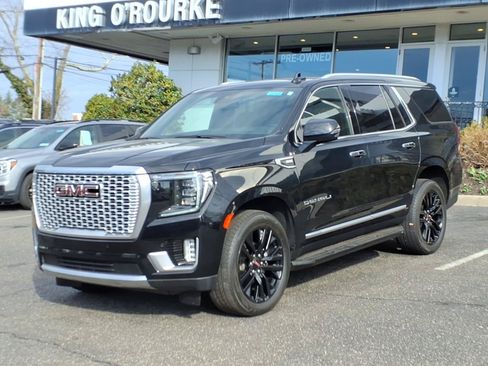 Certified 2024 GMC Yukon Denali AWD/4WD image 1