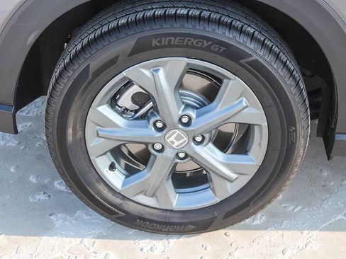 Certified 2026 Honda HR-V LX image 9