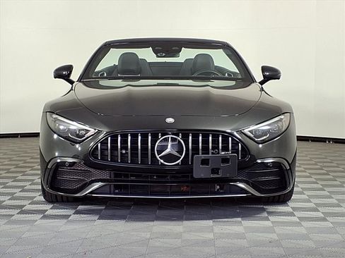 Used 2023 Mercedes-Benz SL 43 AMG w/ Driver Assistance Package image 2