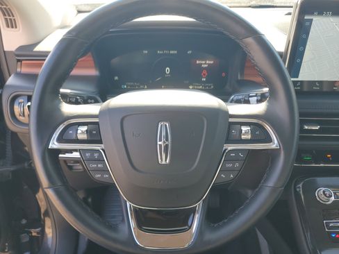 Certified 2023 Lincoln Nautilus Reserve image 14