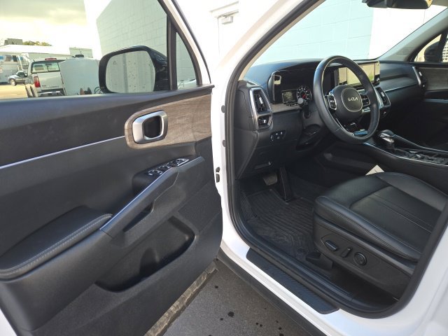 Used 2023 Kia Sorento X-Line EX AWD/4WD image 9