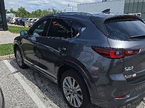 Used 2023 MAZDA CX-5 Signature AWD/4WD image 6