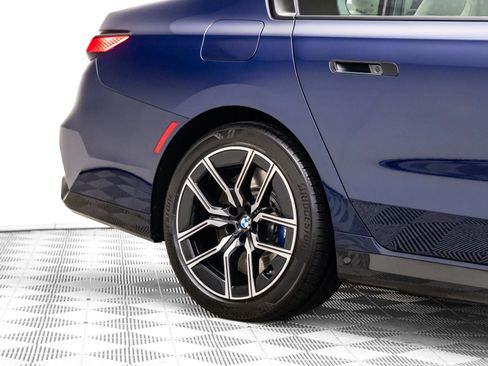 Used 2025 BMW 760i xDrive 760i xDrive w/ Executive Package image 34