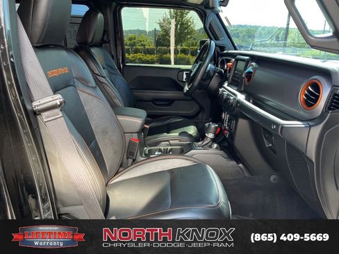 Used 2023 Jeep Gladiator Mojave w/ Cold Weather Group AWD/4WD image 26