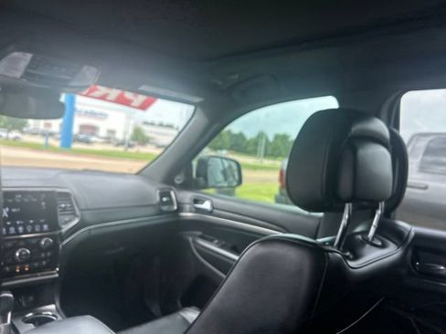 Used 2021 Jeep Grand Cherokee High Altitude AWD/4WD image 38