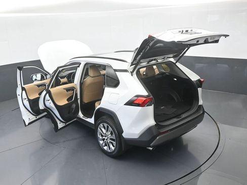 Used 2023 Toyota RAV4 Limited FWD image 64