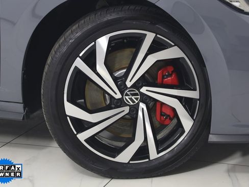 Used 2024 Volkswagen Jetta GLI Autobahn image 15