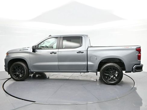 Used 2025 Chevrolet Silverado 1500 Custom w/ Turbomax Blackout Package AWD/4WD image 4