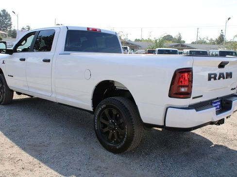 New 2026 RAM 3500 Big Horn AWD/4WD image 6