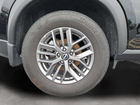 Used 2025 Nissan Rogue S FWD image 20