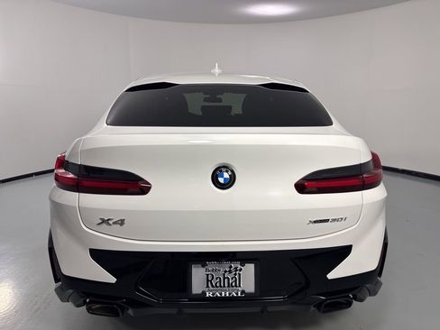 Certified 2024 BMW X4 xDrive30i w/ Premium Package image 6
