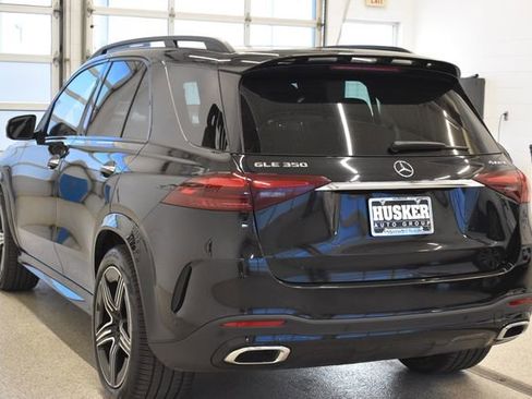 Used 2025 Mercedes-Benz GLE 350 4MATIC w/ AMG Line Exterior image 10