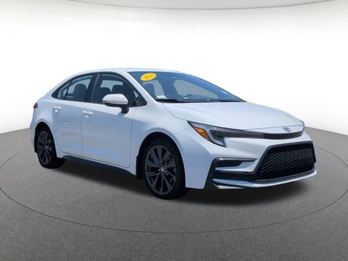 Used 2024 Toyota Corolla SE FWD image 8