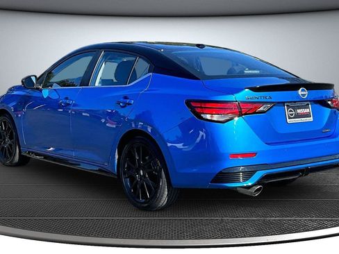 Used 2025 Nissan Sentra SR w/ Midnight Edition FWD image 5