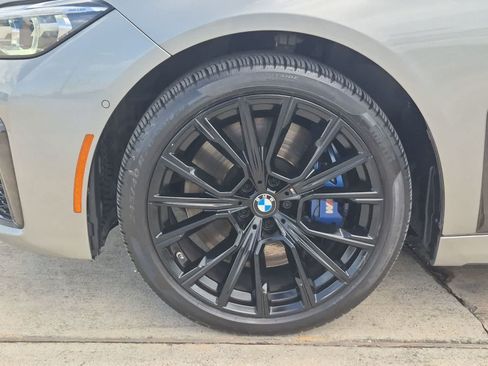 Used 2022 BMW 740i w/ M Sport Package RWD image 33