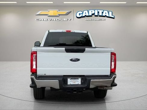 Used 2025 Ford F250 XLT w/ FX4 Off-Road Package AWD/4WD image 5