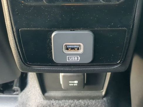 New 2026 Jeep Compass Latitude image 16