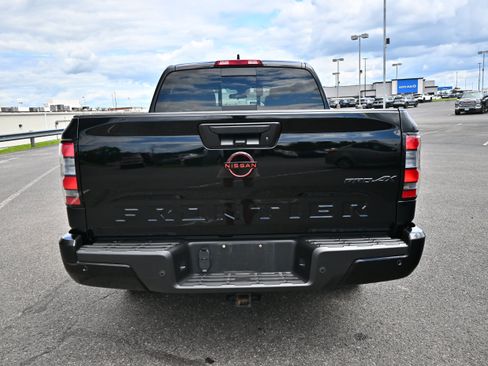 Certified 2024 Nissan Frontier PRO-4X w/ Pro Convenience Package AWD/4WD image 7