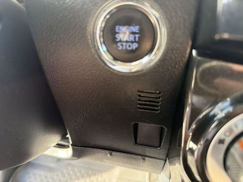 Used 2020 Toyota 4Runner TRD Off-Road Premium image 15