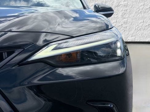 New 2026 Lexus NX 350h FWD image 9