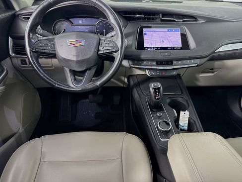 Used 2019 Cadillac XT4 Luxury w/ Cold Weather Package FWD image 23