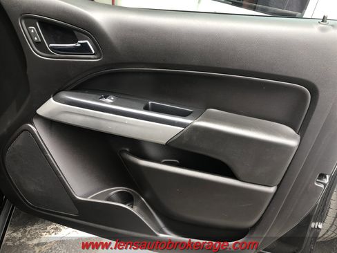 Used 2018 Chevrolet Colorado ZR2 image 21