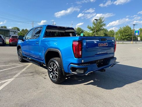 Certified 2023 GMC Sierra 1500 AT4 w/ Technology Package AWD/4WD image 4