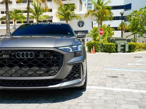 Used 2025 Audi RS Q8 performance AWD/4WD image 7