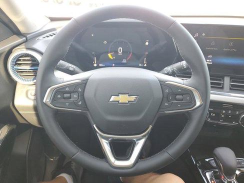 New 2026 Chevrolet Trax LT w/ Driver Confidence Package image 18