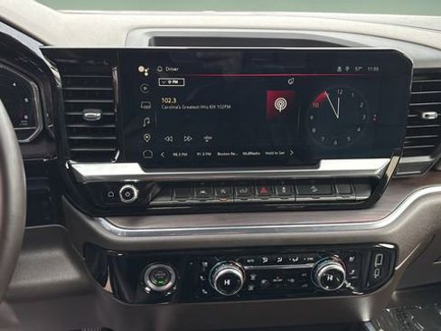 Used 2023 GMC Sierra 1500 SLT w/ SLT Premium Package image 10