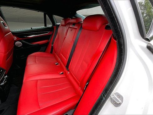 Used 2017 BMW X6 M AWD/4WD image 23