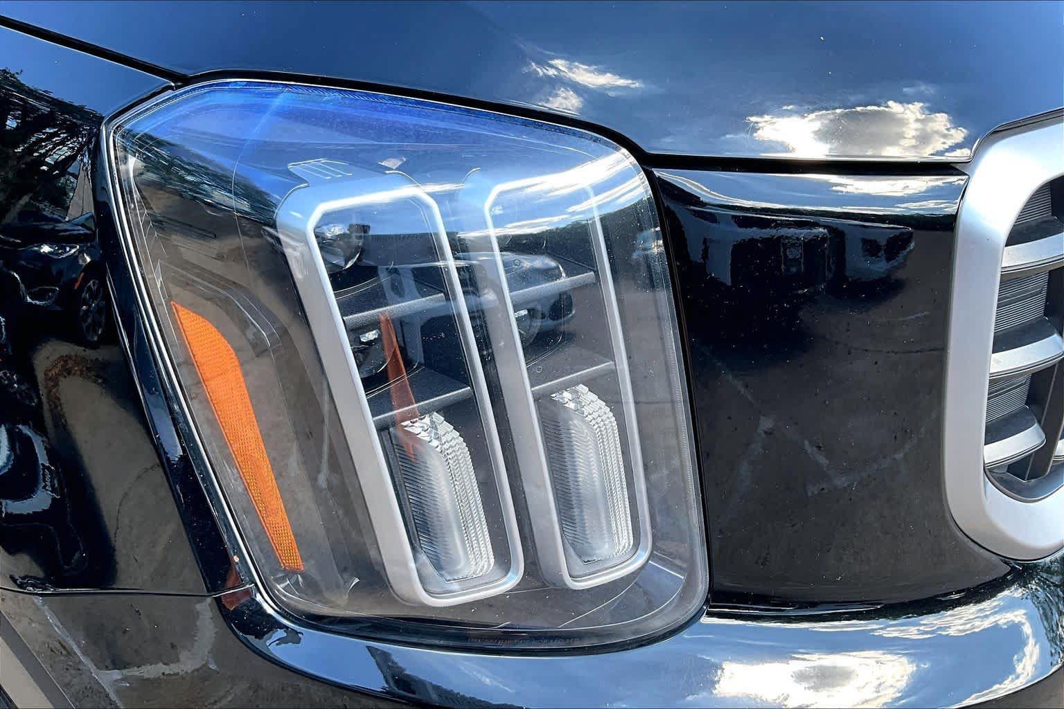 Used 2025 Kia Telluride S AWD/4WD image 27