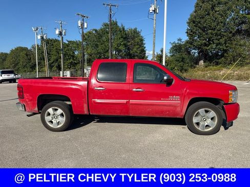 Used 2011 Chevrolet Silverado 1500 LT w/ Texas Edition RWD image 7