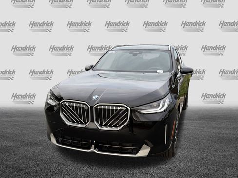 Used 2025 BMW X3 xDrive30i w/ Premium Package image 6